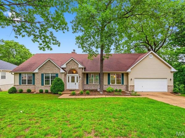 5063 Oak Bluff Drive , High Ridge, MO 63049