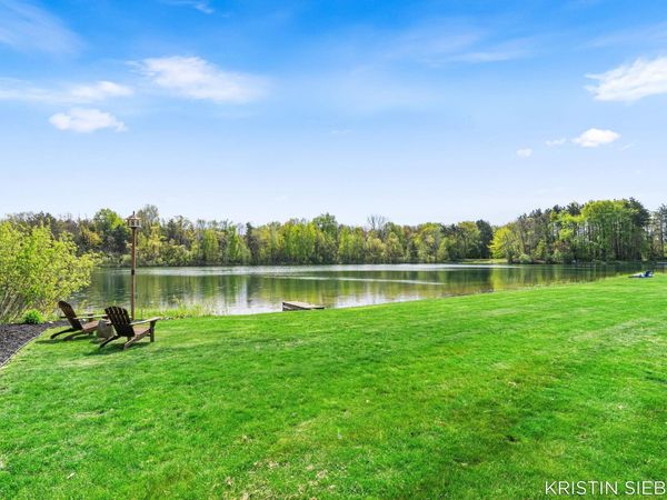 9760 Jade Drive, Allendale, MI 49401