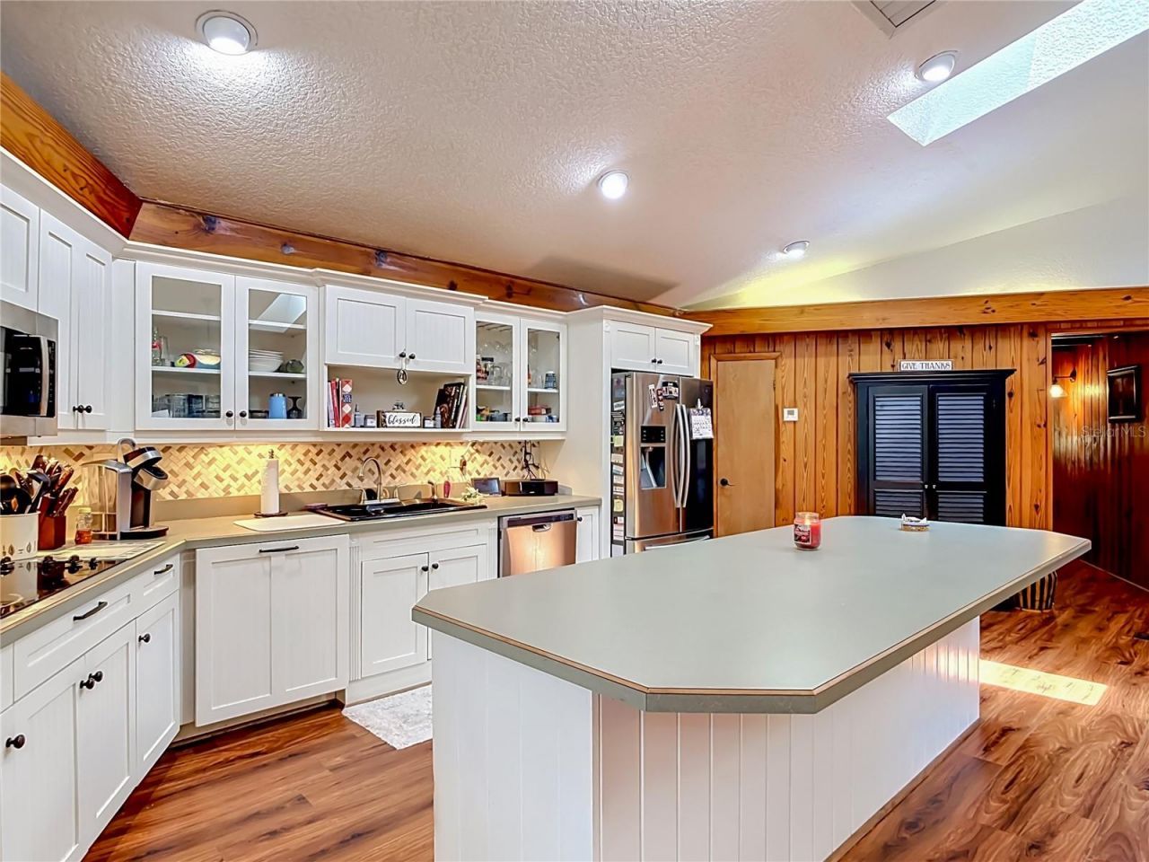43809 Sunset Dr , Paisley, FL 32767 Photo