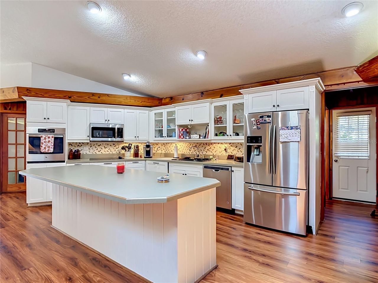 43809 Sunset Dr , Paisley, FL 32767 Photo