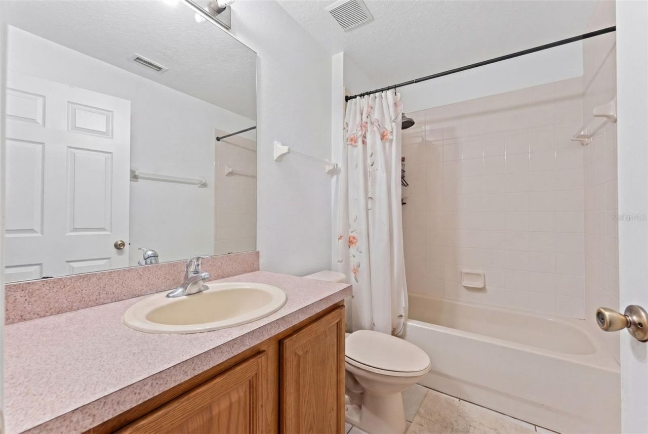 2127 Ruche Court , Orlando, FL 32817 Photo