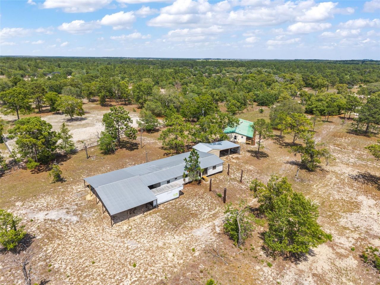 9950 SE 136th Terrace , Dunnellon, FL 34431 Photo