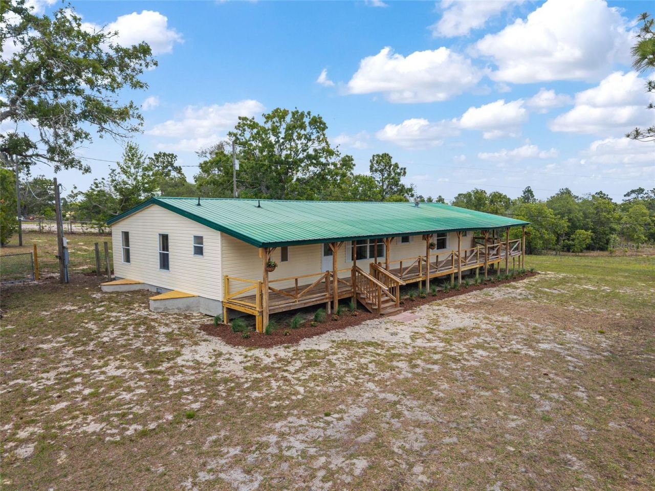9950 SE 136th Terrace , Dunnellon, FL 34431 Photo