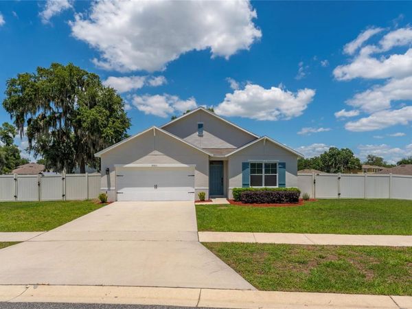 10511 BURLWOOD DRIVE , LEESBURG, FL 34788