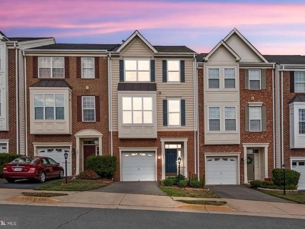 504 LEGRACE TERRACE NE , LEESBURG, VA 20176
