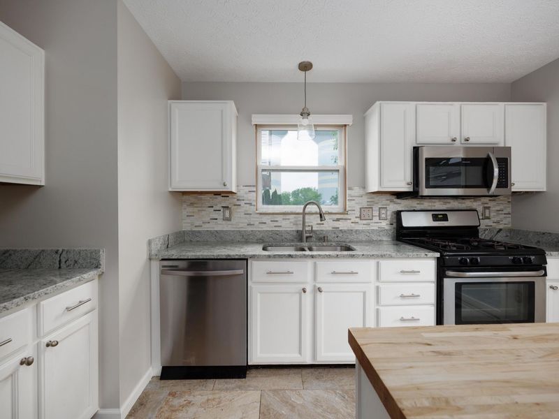 3477 Hail Ridge Drive, Reynoldsburg, OH 43068 Photo 12