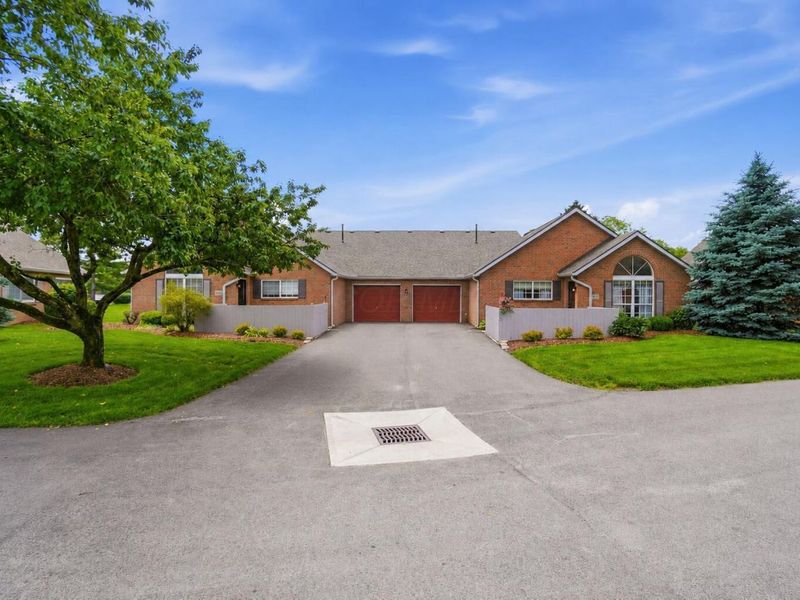 4837 Blendon Park Drive, Columbus, OH 43230 Photo 1