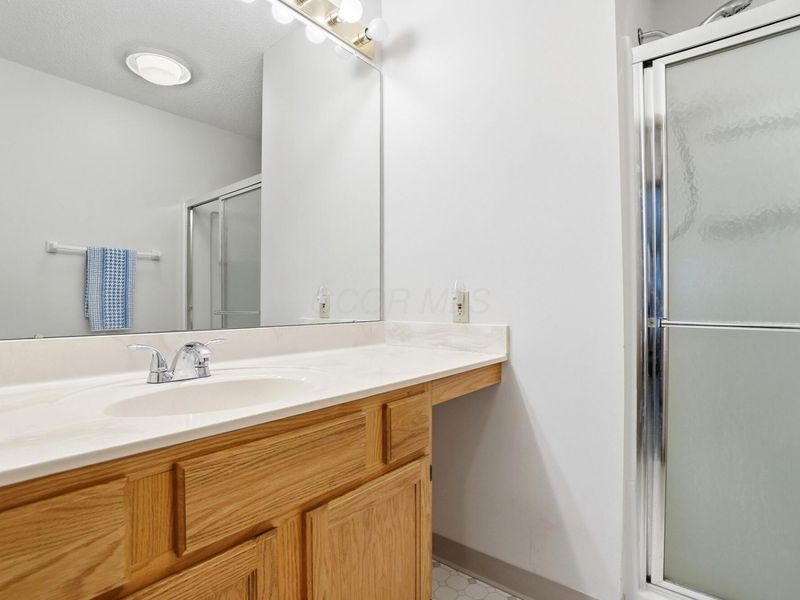 4837 Blendon Park Drive, Columbus, OH 43230 Photo 16