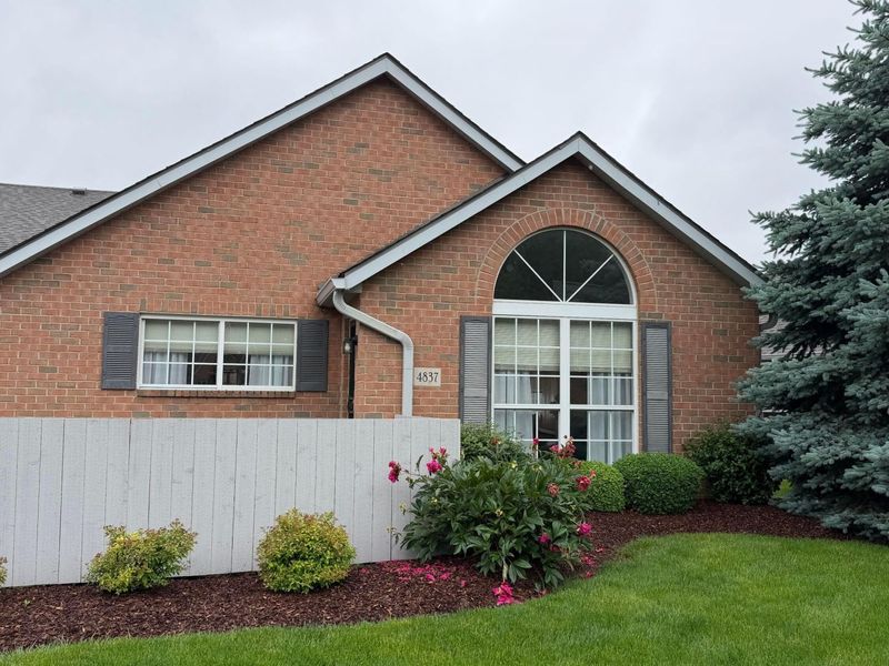 4837 Blendon Park Drive, Columbus, OH 43230 Photo 18