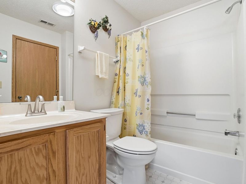 4837 Blendon Park Drive, Columbus, OH 43230 Photo 23