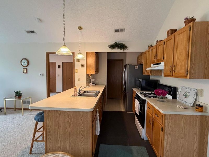 4837 Blendon Park Drive, Columbus, OH 43230 Photo 7