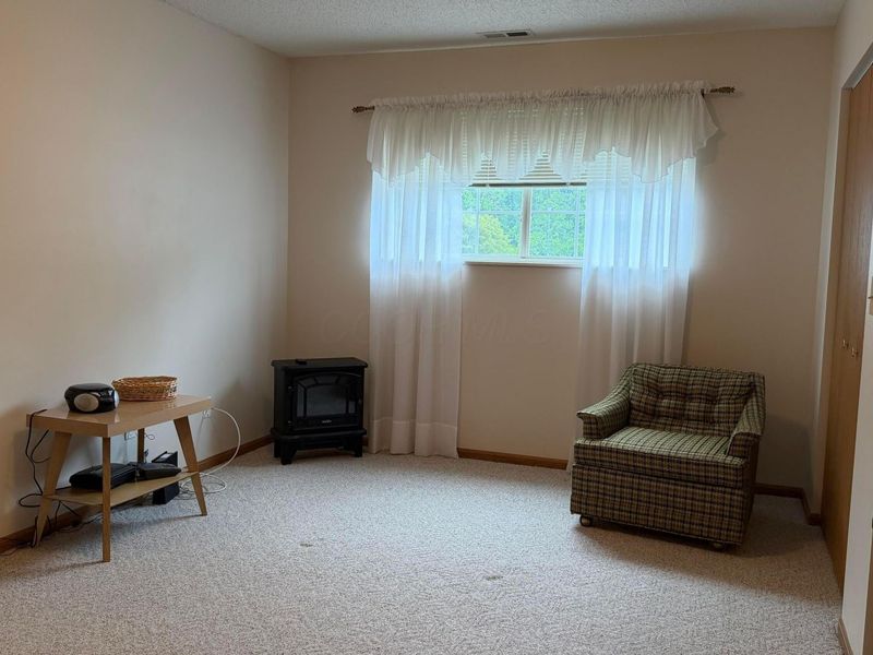 4837 Blendon Park Drive, Columbus, OH 43230 Photo 9