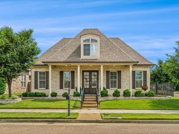 356 DOGWOOD VALLEY DR, Collierville, TN 38017