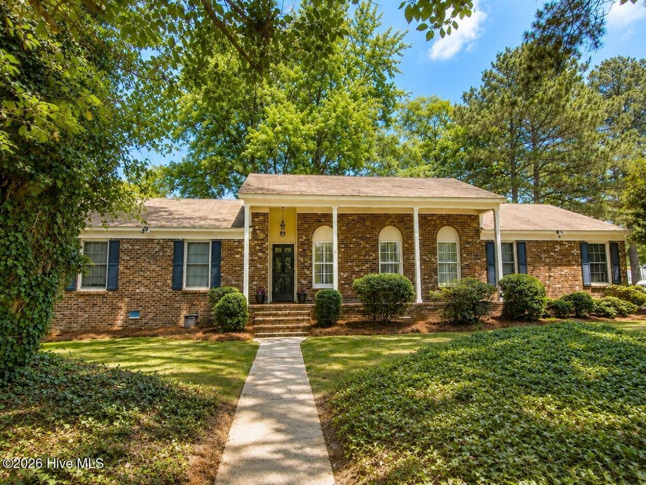 1919 Sherwood Drive, Greenville, NC 27858 Main Photo