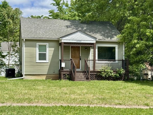 1030 E 18TH Street , Davenport, IA 52803