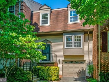 3688 YORKTOWN VILLAGE PASS, ANNANDALE, VA 22003