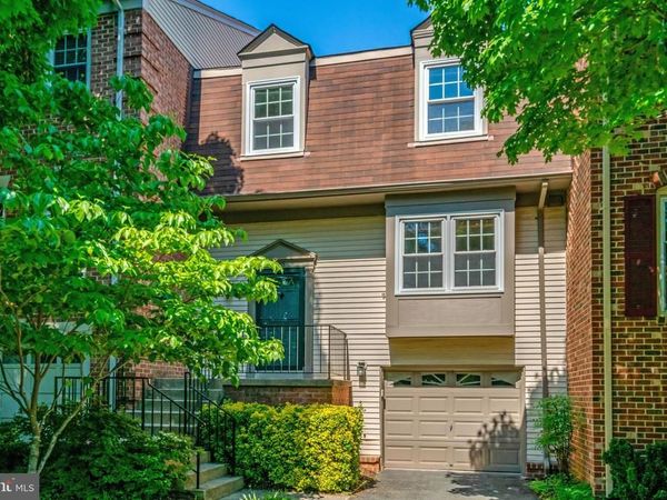 3688 YORKTOWN VILLAGE PASS, ANNANDALE, VA 22003
