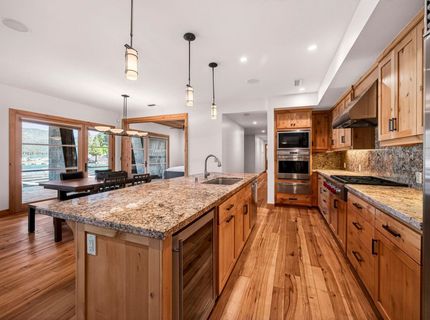 432 Peninsula Drive, Lake Almanor, CA 96137 Photo