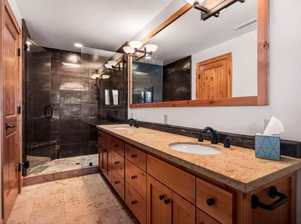 432 Peninsula Drive, Lake Almanor, CA 96137 Photo