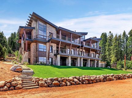 432 Peninsula Drive, Lake Almanor, CA 96137 Photo
