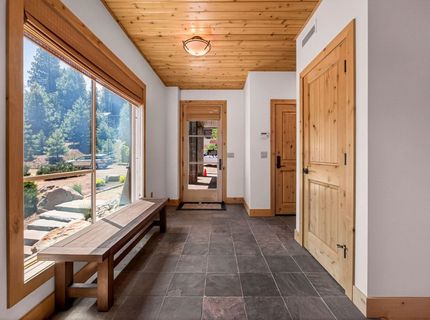 432 Peninsula Drive, Lake Almanor, CA 96137 Photo