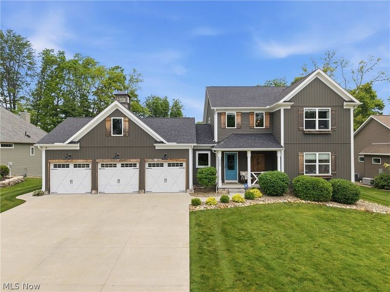 507 Skyview Drive, Green, OH 44685 Photo 2