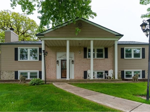 24804 S Oak Lane , Crete, IL 60417