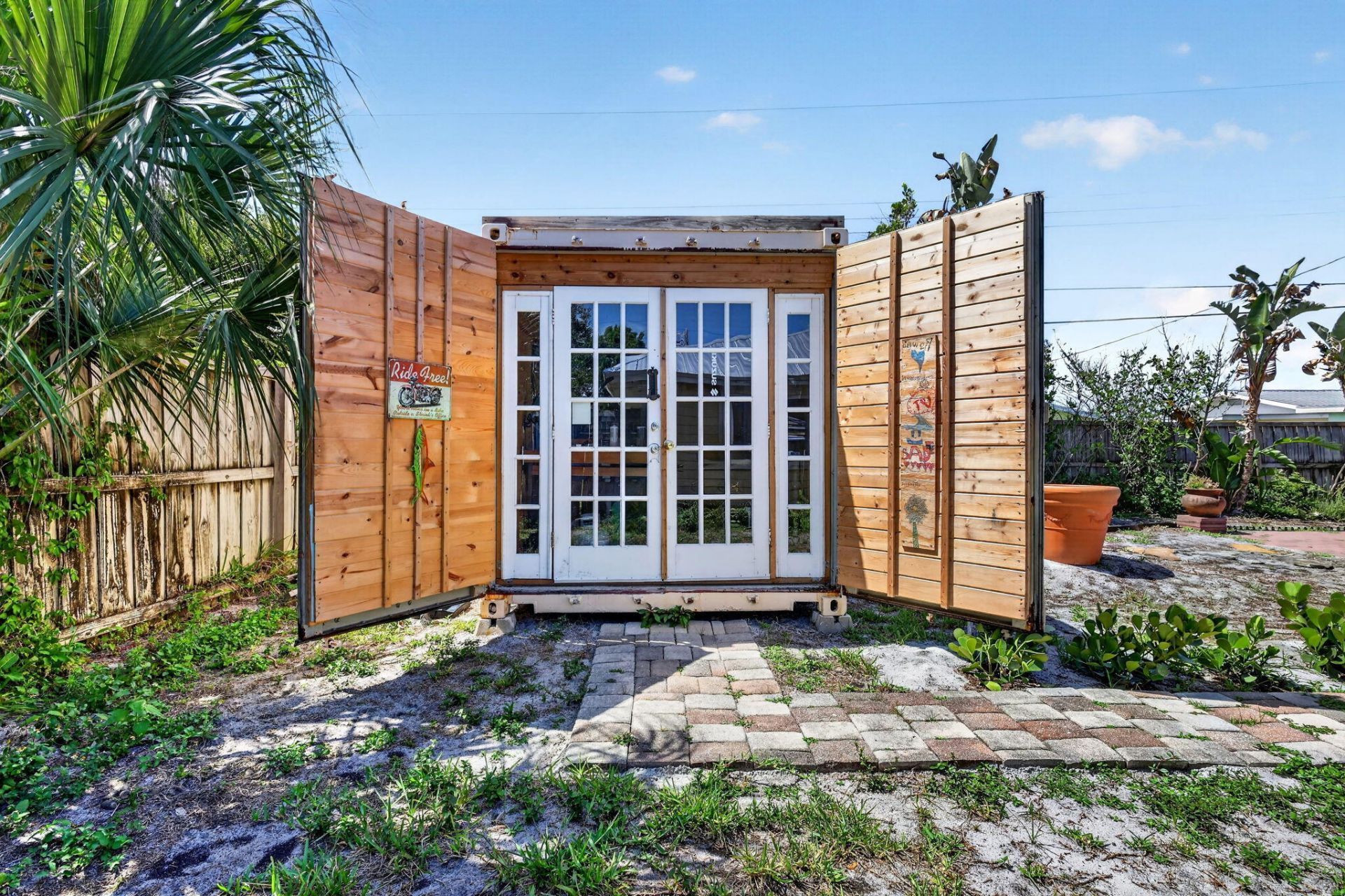 8143 SE Woodland Road, Hobe Sound, FL 33455 Photo