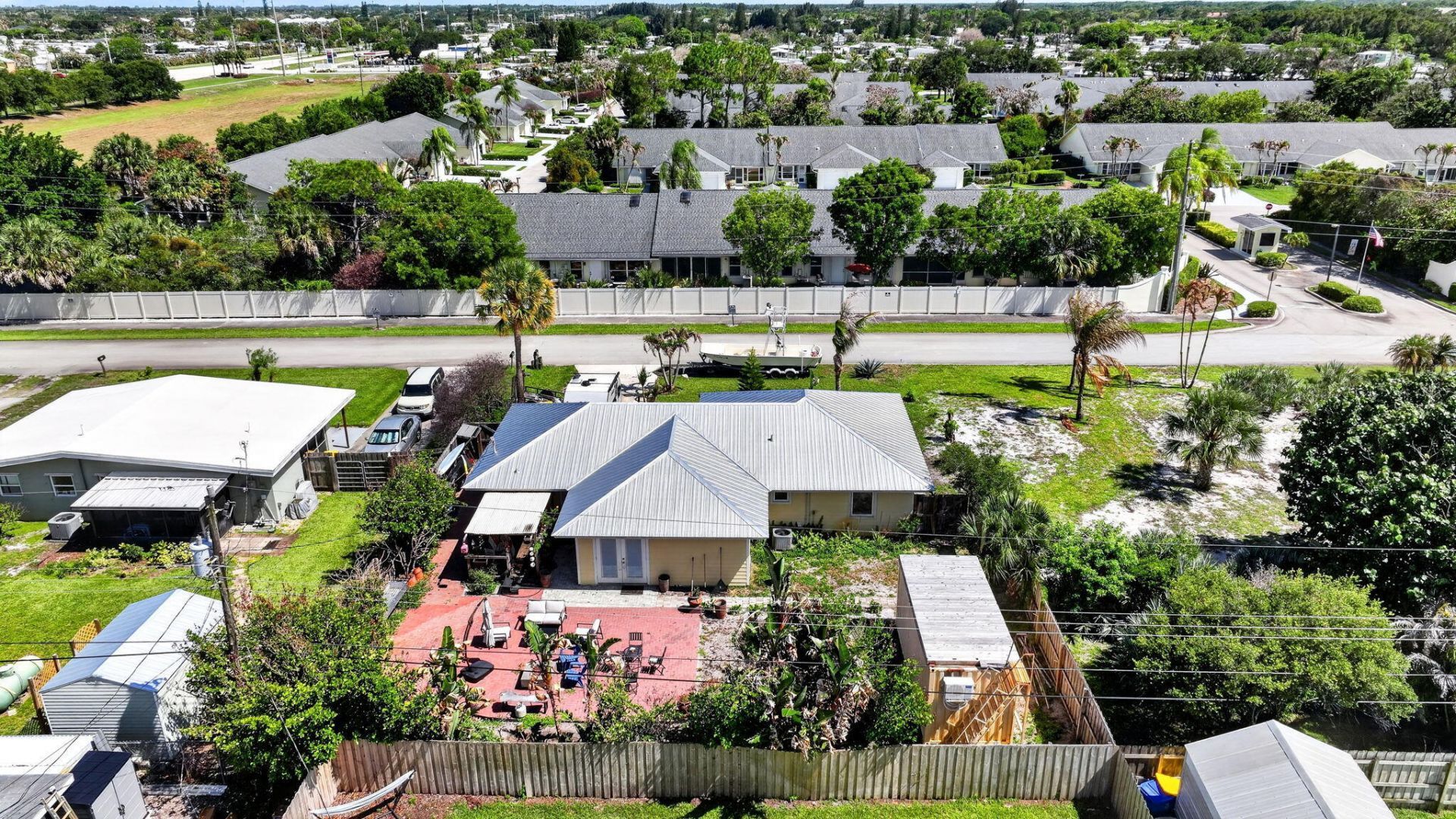 8143 SE Woodland Road, Hobe Sound, FL 33455 Photo
