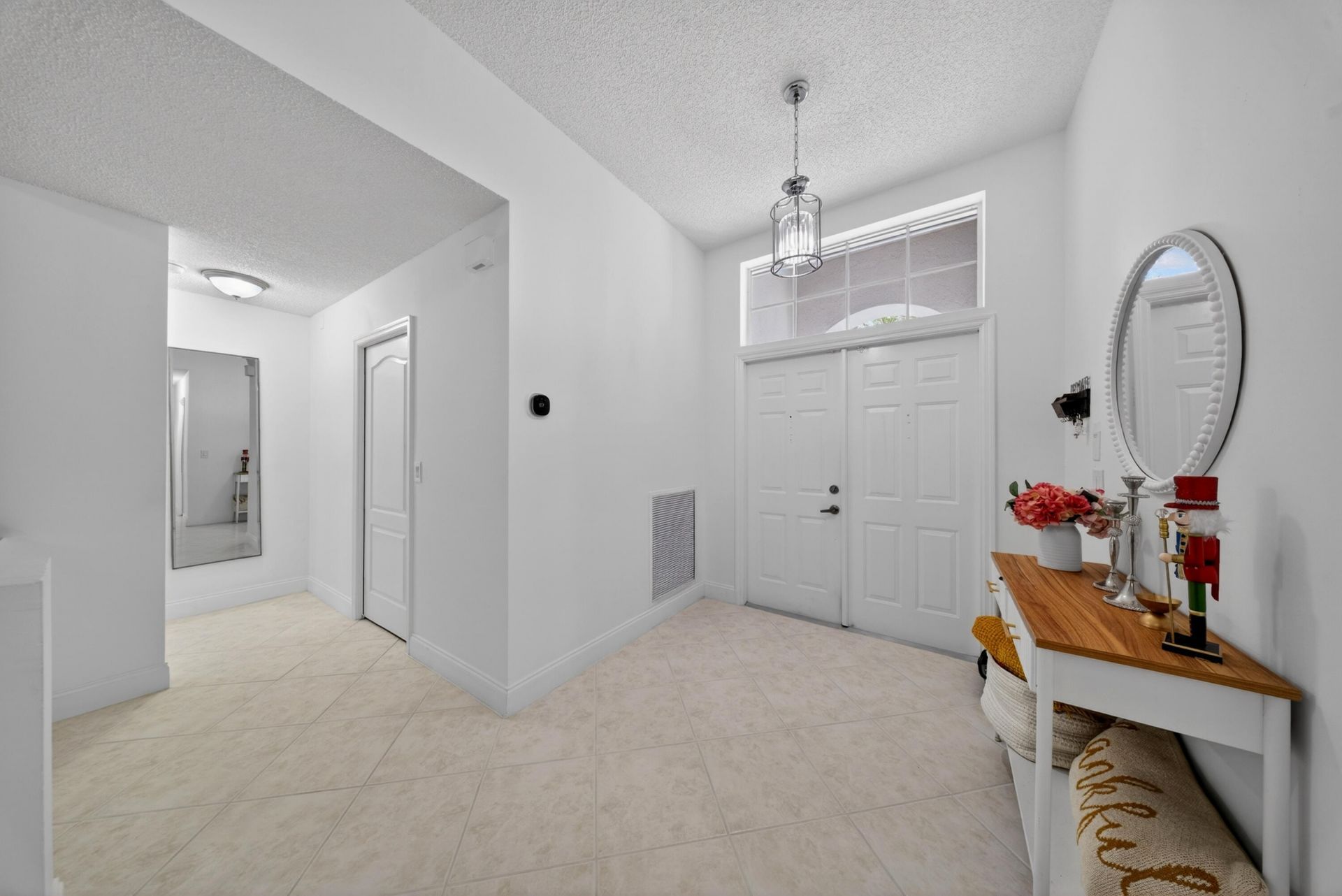 113 Egret, Greenacres, FL 33413 Photo