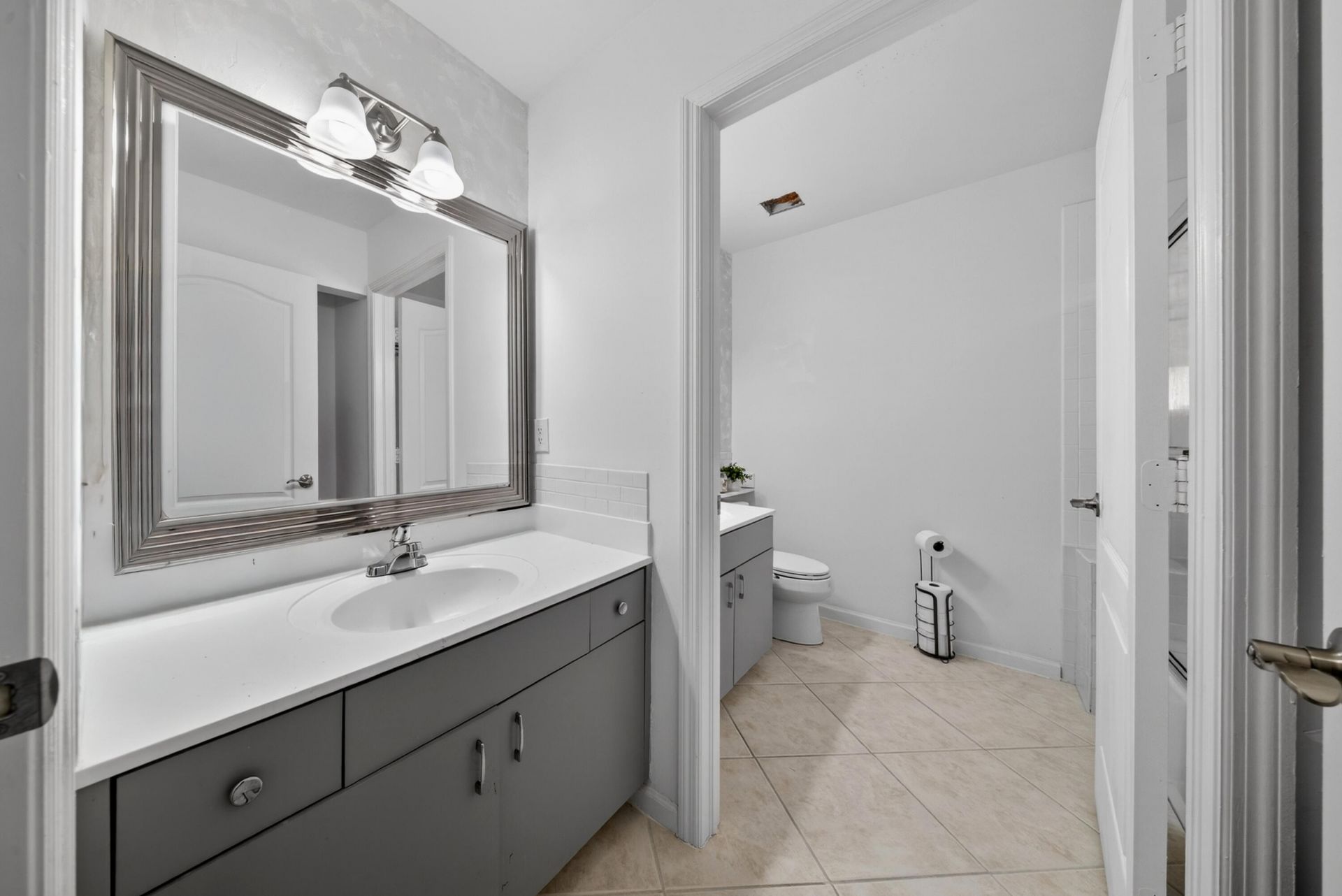 113 Egret, Greenacres, FL 33413 Photo