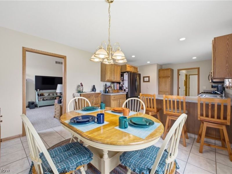 2018 Fox Chase Court, Mineral Ridge, OH 44440 Photo 11
