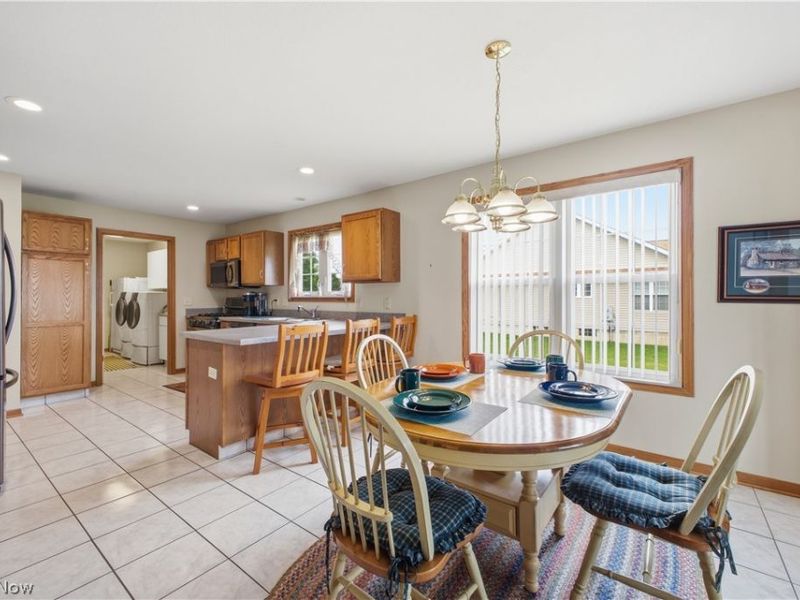 2018 Fox Chase Court, Mineral Ridge, OH 44440 Photo 12
