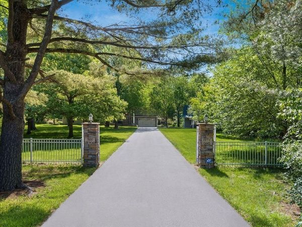 7600 Lee Road, Westerville, OH 43081
