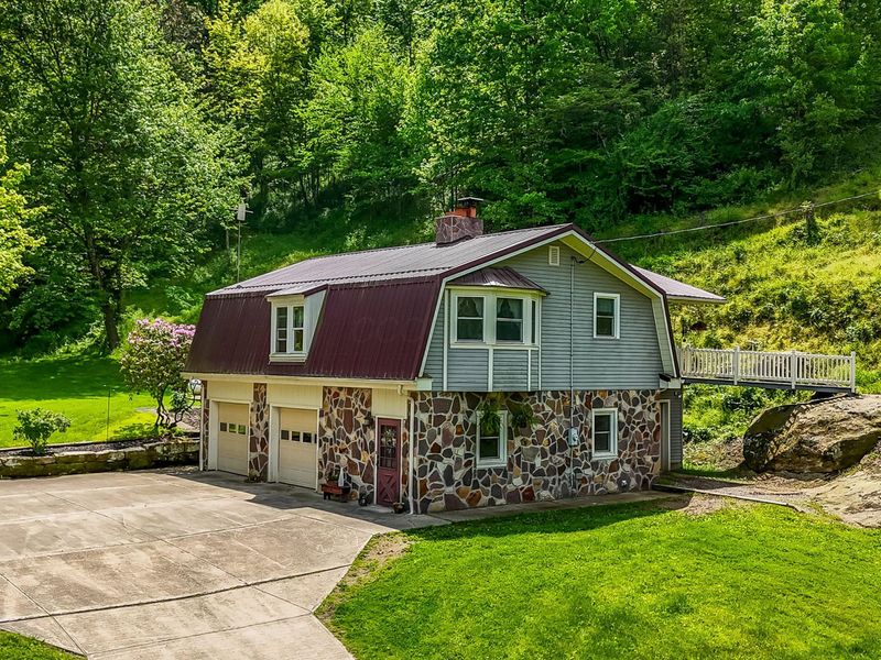 2250 Indian Camp Run Road, New Concord, OH 43762 Photo 4