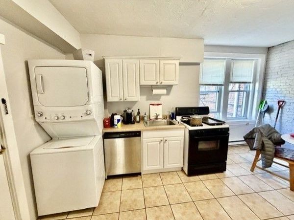11 Foster, Unit 4, Boston, MA 02109