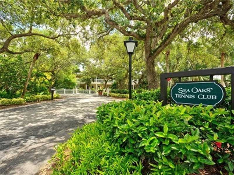 8830 S Sea Oaks Way, Unit 106, Vero Beach, FL 32963 Photo