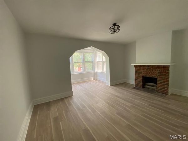 5920 McPherson Avenue , St Louis, MO 63112