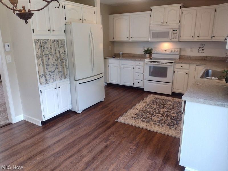 843 Mindy Lane, Wooster, OH 44691 Photo 5
