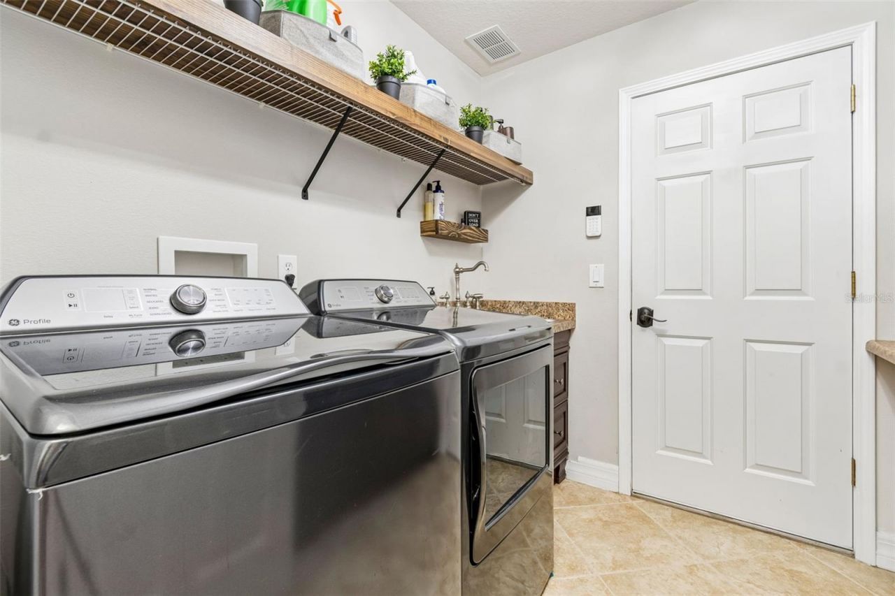 3654 Ballastone Drive , Land O Lakes, FL 34638 Photo