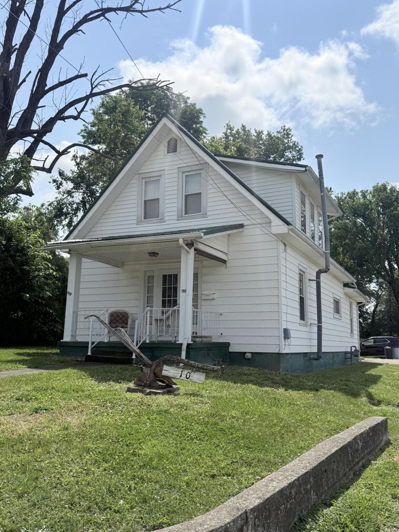 110 Estill Avenue, Irvine, KY 40336
