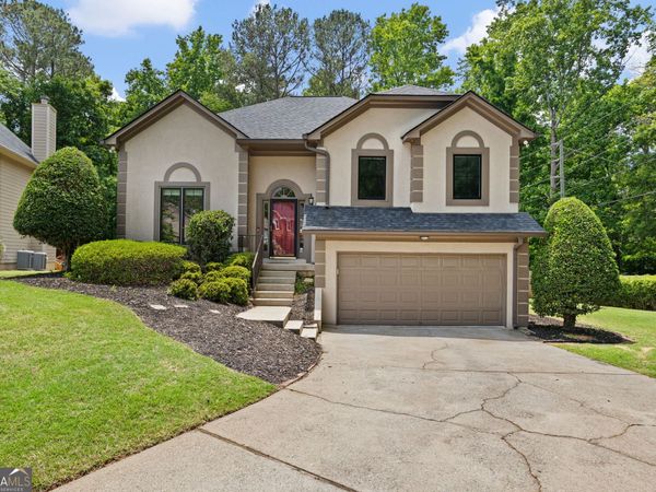 390 Shady River Trace, Roswell, GA 30076