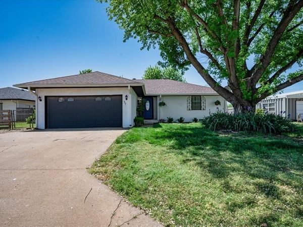 77 W Okarche Avenue, Okarche, OK 73762