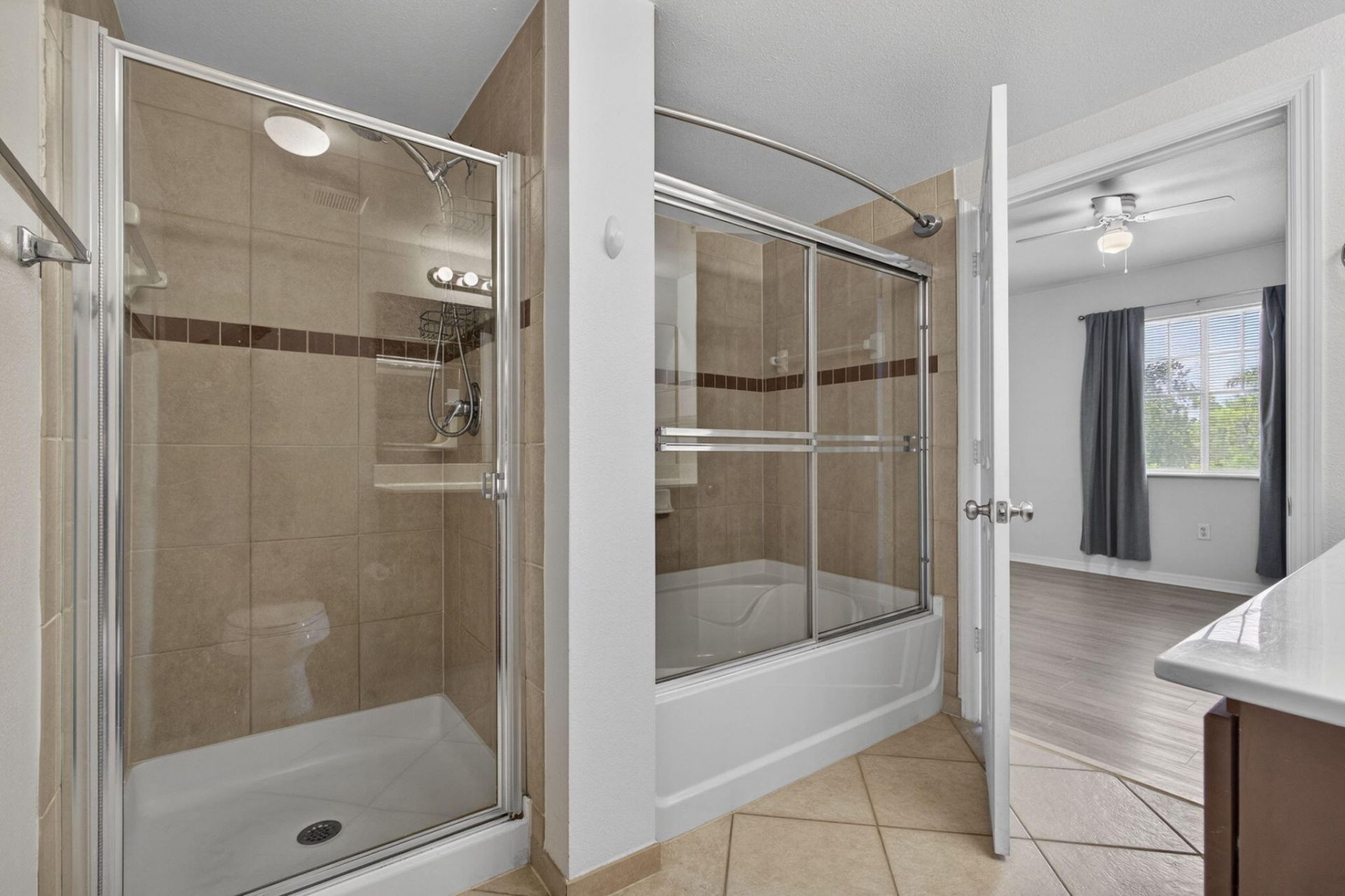 6510 Emerald Dunes Drive, Unit 308, West Palm Beach, FL 33411 Photo