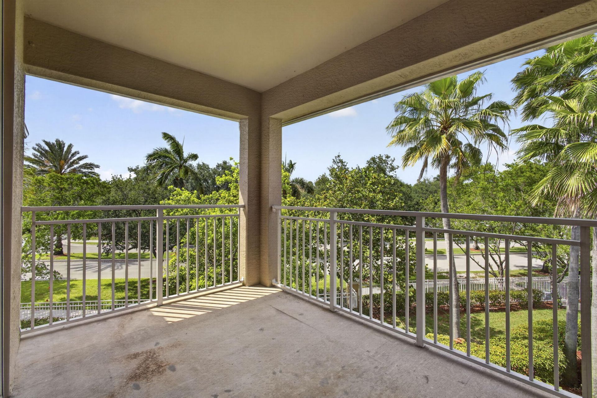 6510 Emerald Dunes Drive, Unit 308, West Palm Beach, FL 33411 Photo