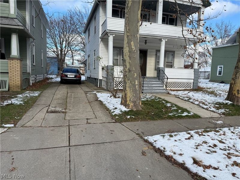 16219 Huntmere Avenue, Cleveland, OH 44110 Photo 5