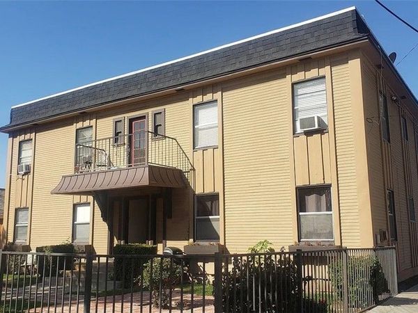521 Pomona, Fullerton, CA 92832