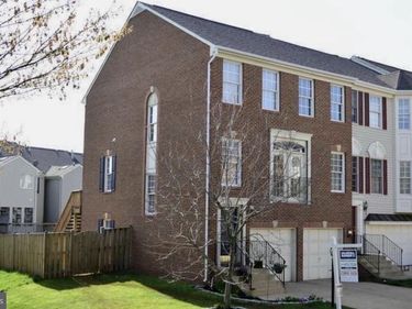 20937 SANDIAN TERRACE, STERLING, VA 20165