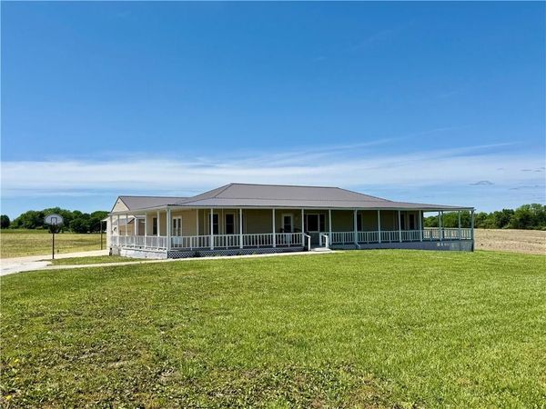 12356 Elkhorn Road, Rayville, MO 64084