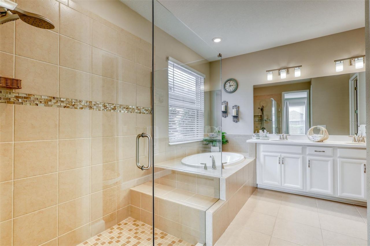 6374 Grandview Hill Court , Bradenton, FL 34203 Photo